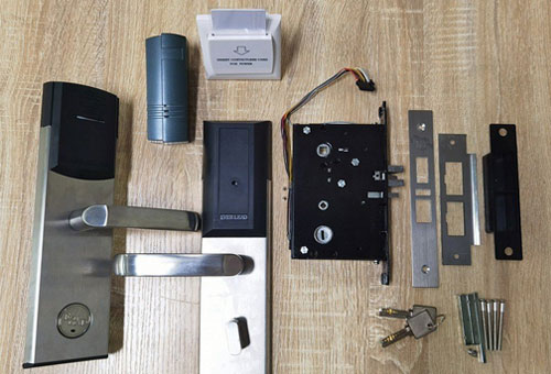  Electronic Lock Installation & Repair